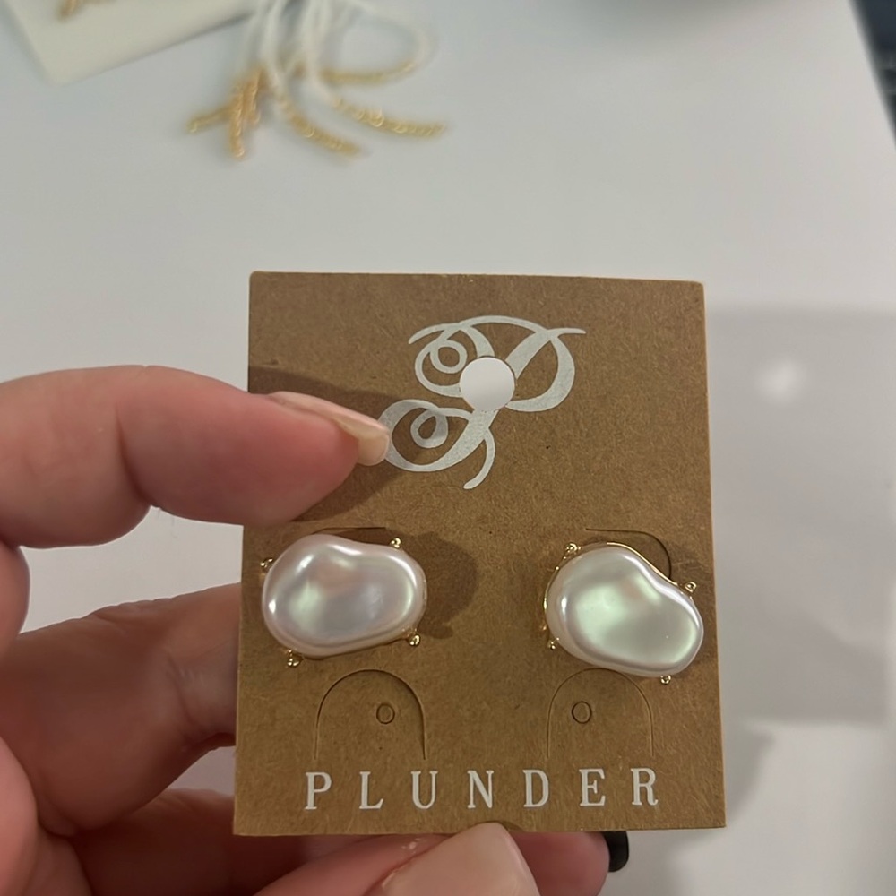 Pearl stud earrings